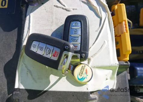 2015 Hyundai Veloster Turbo from USA, damaged, VIN KMHTC6AE4FU244152